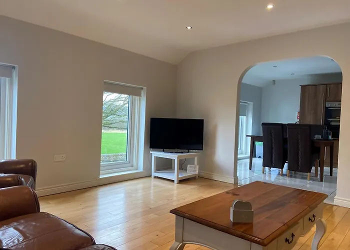 Meadow View Apartment